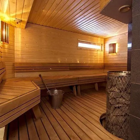 Finlandia Airport Oulu Hotel 3*