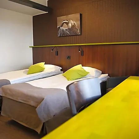 Hotelli Finlandia Airport Oulu 3*